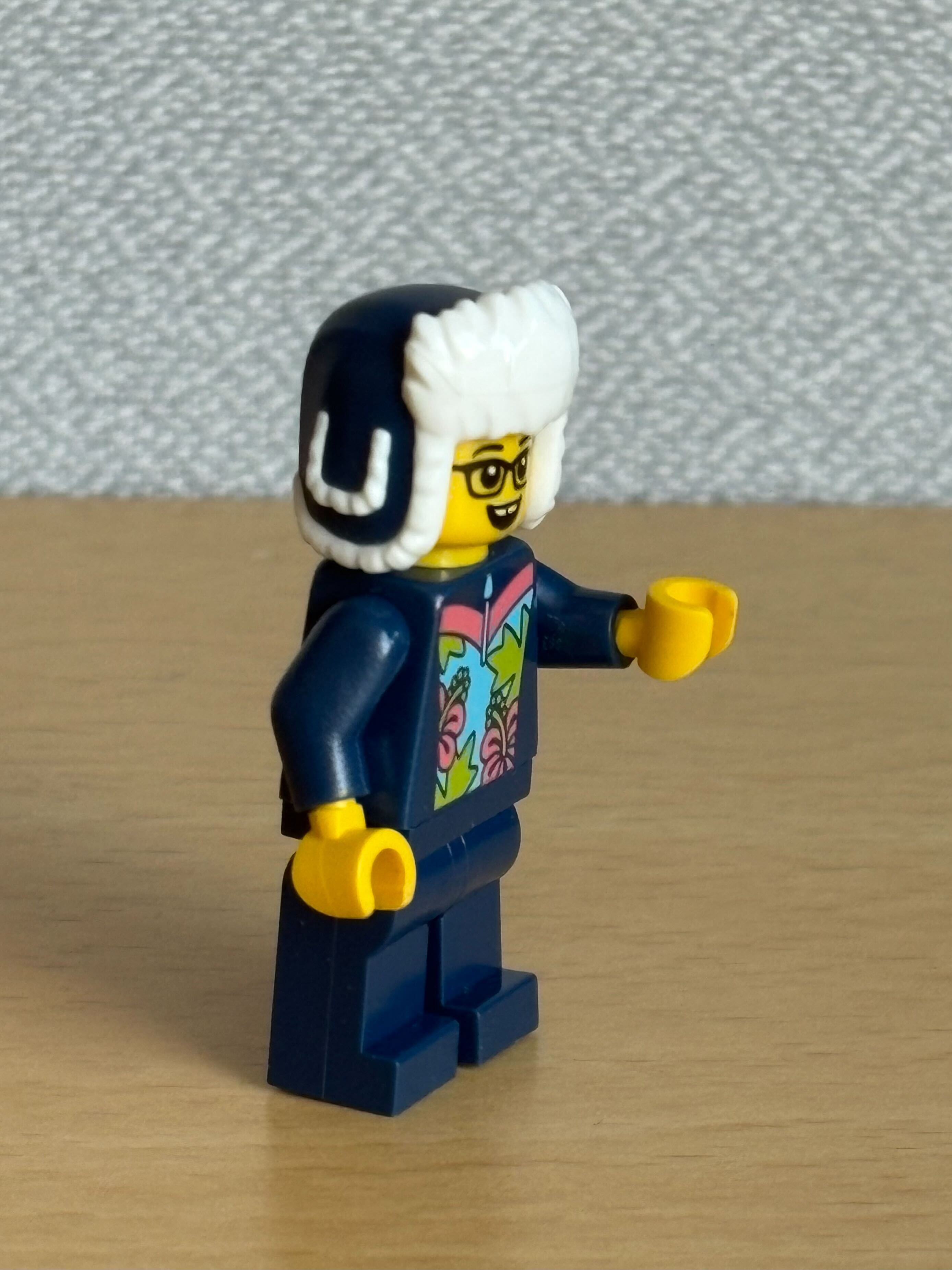 LEGO minifigure with an Umbraco hat