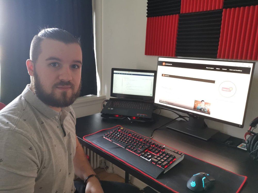 Sergiu At Desk (1)