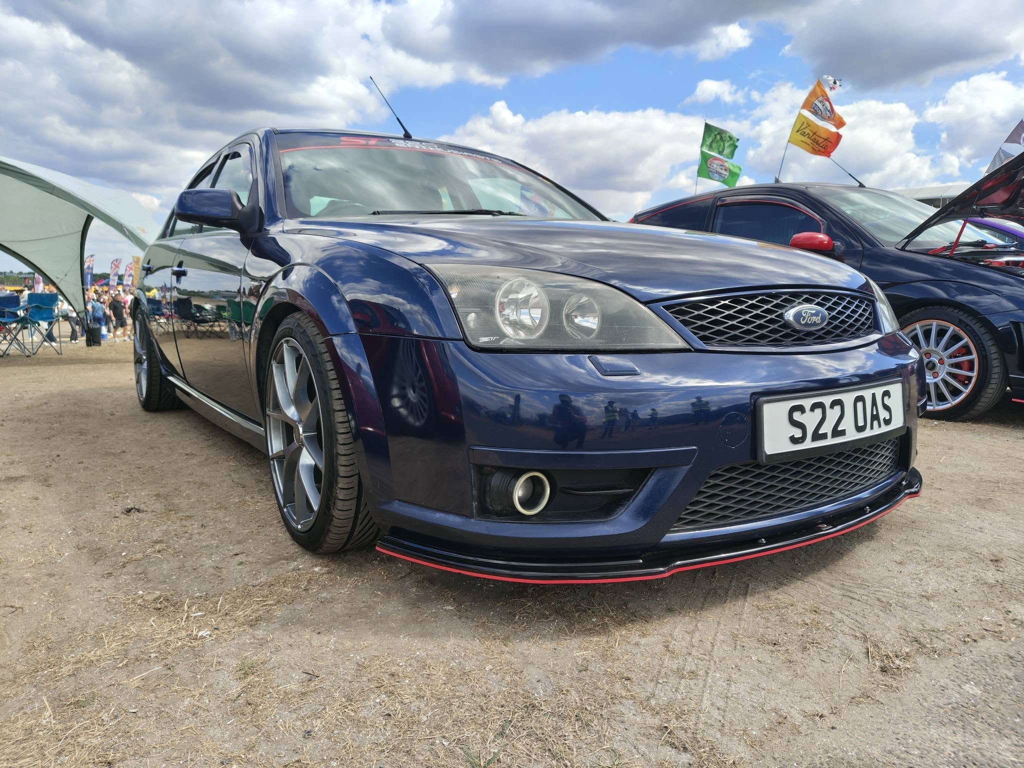 Ford Mondeo ST220