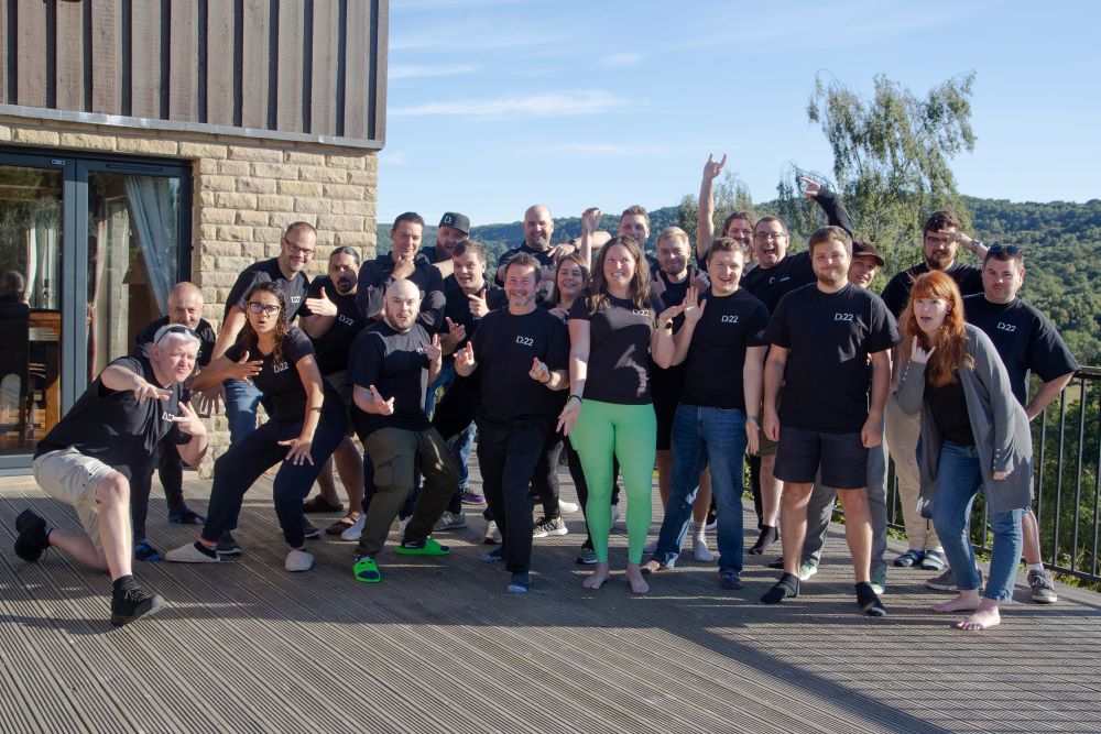 Uprofile Sean Thorne Group CC22 Shot