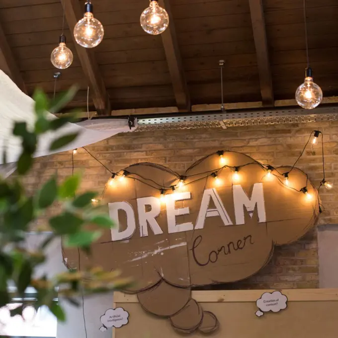 Cardboard Sign with the text "Dream Corner"