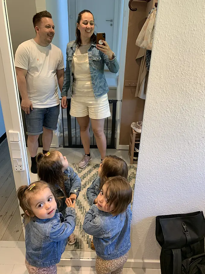 Selfie of Steffie with husband and children