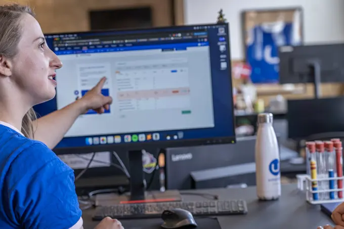 Effective AB Testing Umbraco Engage Pointing